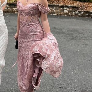 Elegant Pink Off-Shoulder Evening Gown